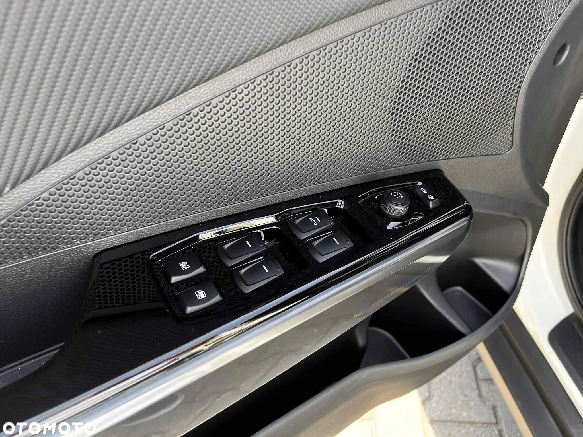SsangYong/KGM Tivoli 1.5 T-GDI Adventure Plus - 12