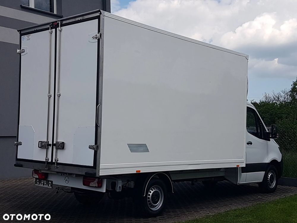 Mercedes-Benz Sprinter 8EP KONTENER 4,22x2,16x2,31 KLIMA 314CDI MANUAL 6-BIEGÓW KRAJOWY - 3