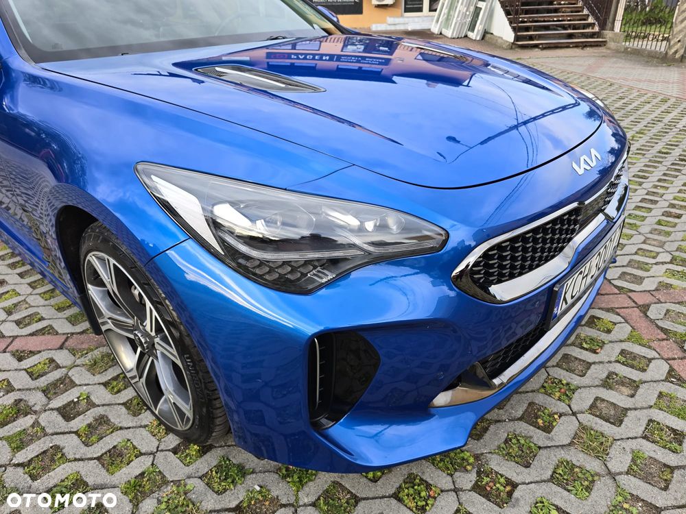 Kia Stinger 2.0 T-GDI L - 9