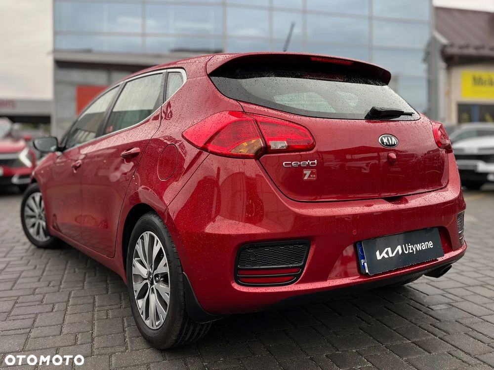 Kia Ceed Cee'd 1.6 GDI L - 4