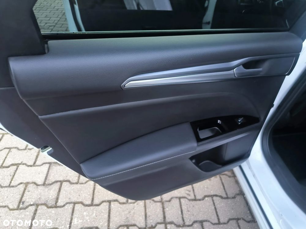 Ford Mondeo 2.0 TDCi STart-Stopp ECOnetic Titanium - 29