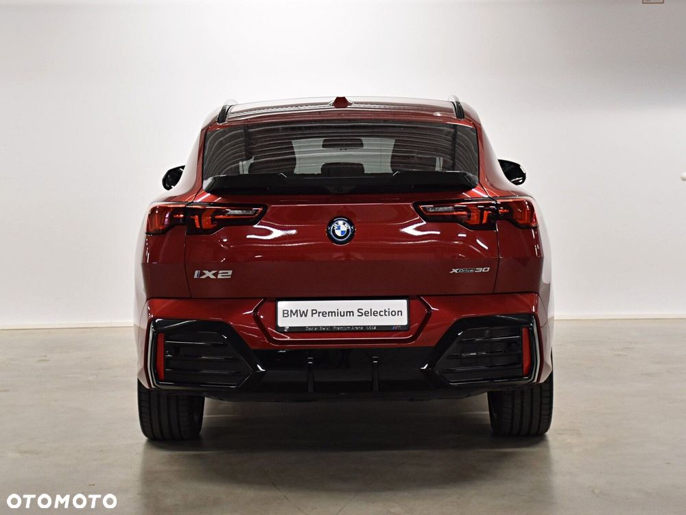 BMW iX2 xDrive30 66.5kWh M Sport Edition - 5