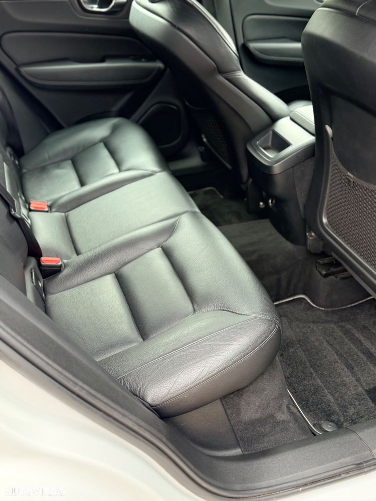 Volvo XC 60 D4 Geartronic RDesign - 9