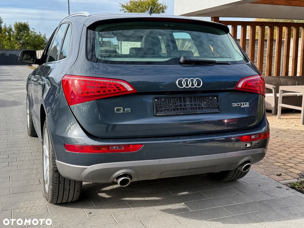 Audi Q5 2008 photo 4