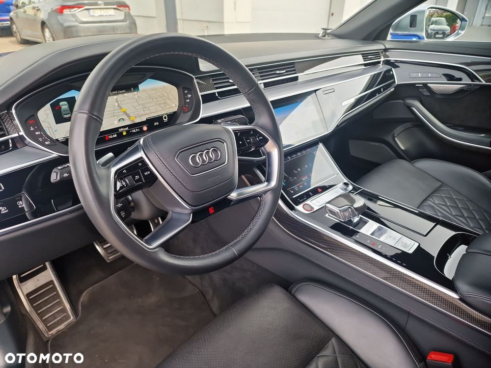 Audi S8 - 10