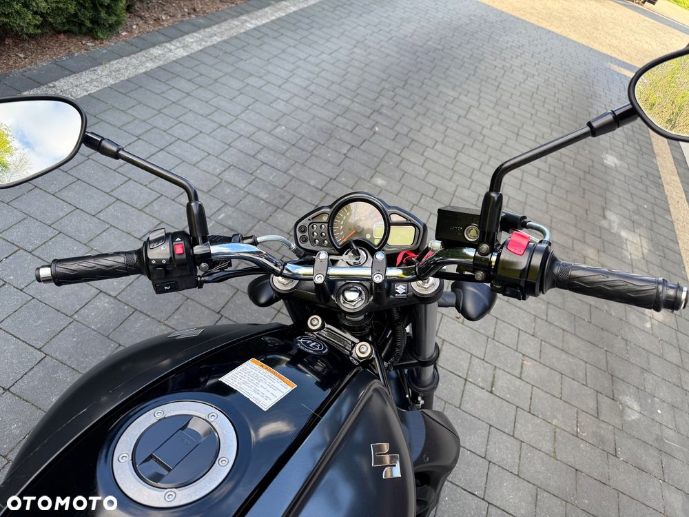 Suzuki Gladius - 7
