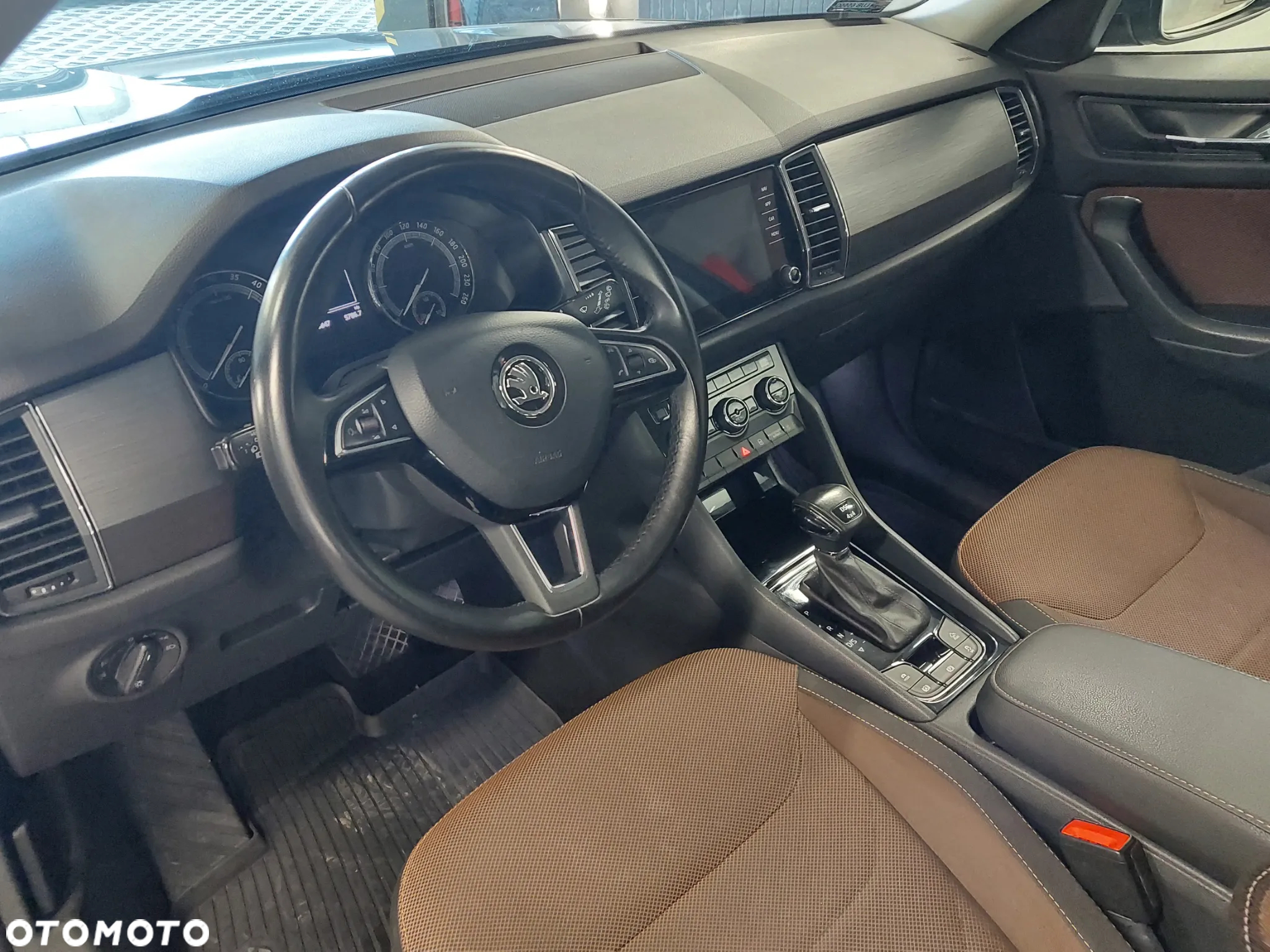 Skoda Kodiaq 2.0 TDI 4x4 Ambition DSG 7os - 5