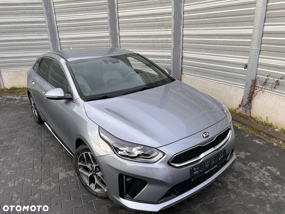 Kia ProCeed 1.4 T-GDI DCT7 OPF GT LINE - 4