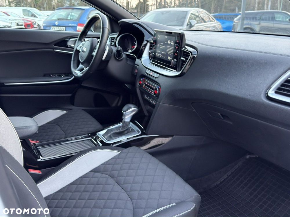 Kia ProCeed 1.4 T-GDI GT Line DCT - 19