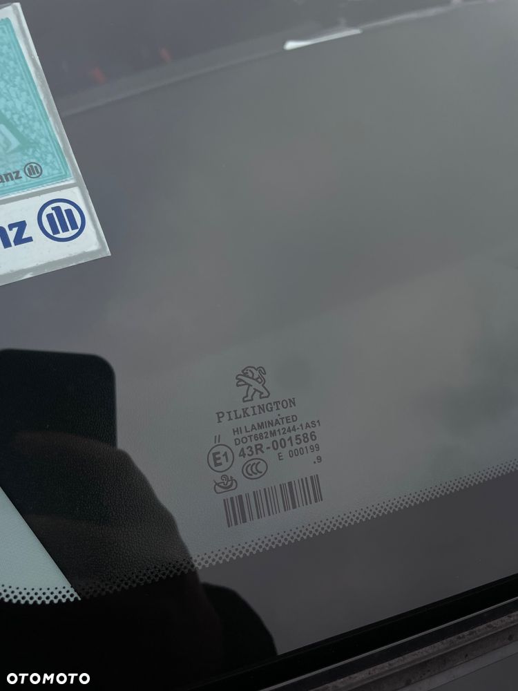 Peugeot 208 1.2 PureTech Allure - 12