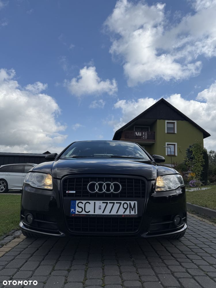 Audi A4 Limousine
