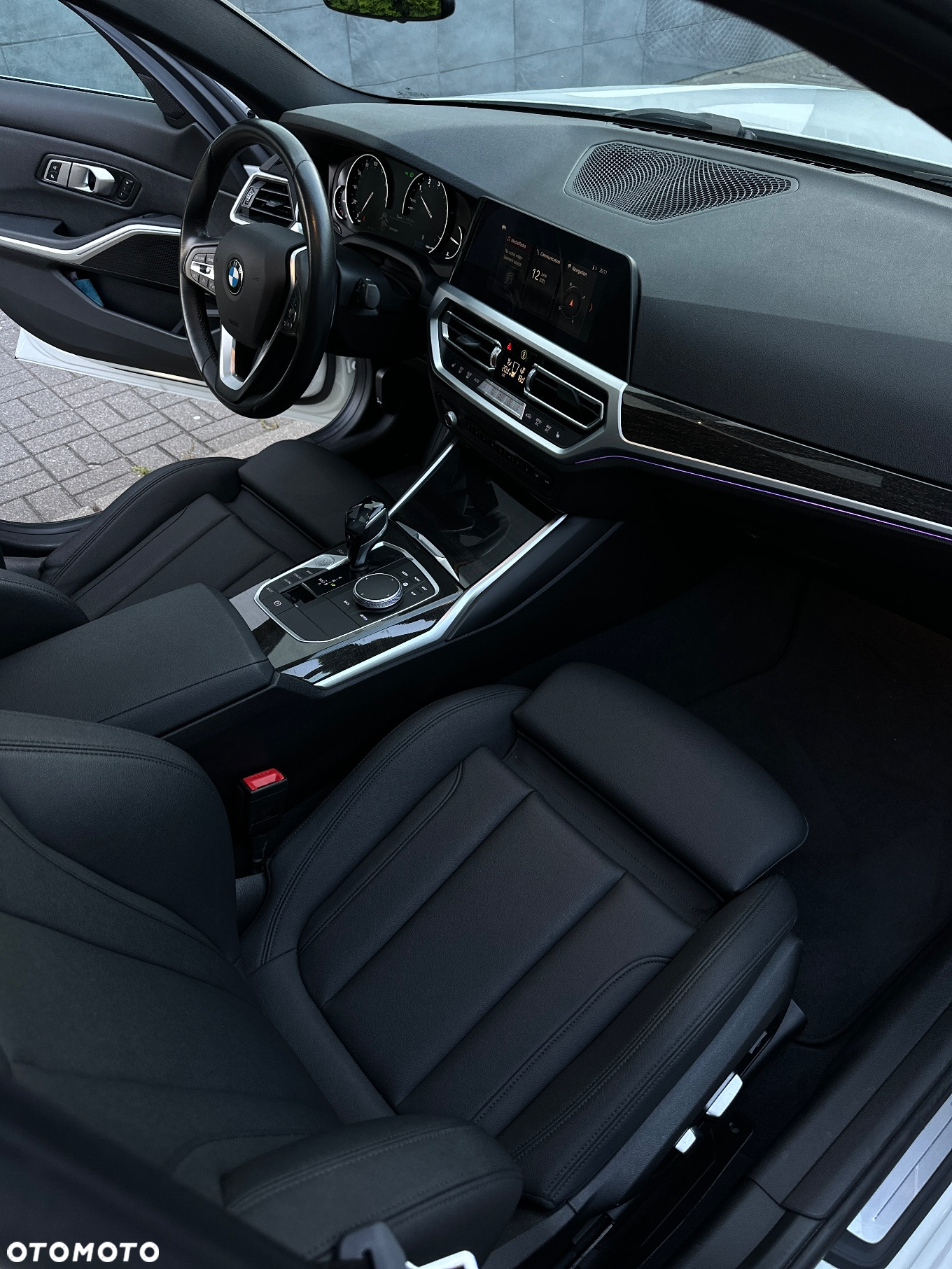 BMW Seria 3 330i Sport Line - 19