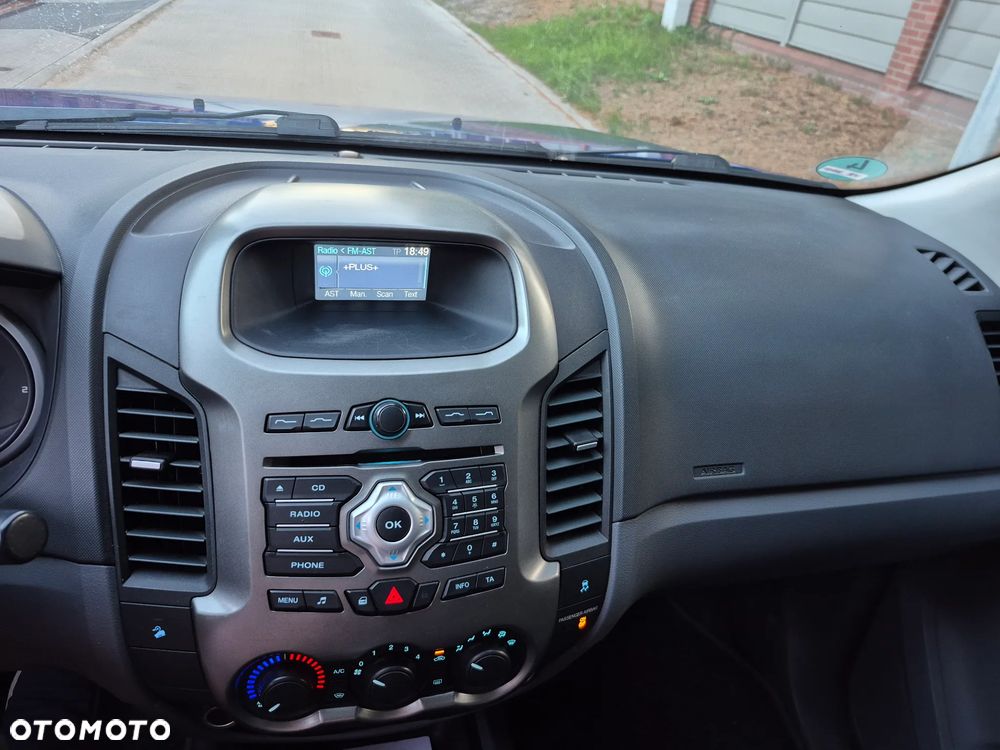 Ford Ranger XLT - 5