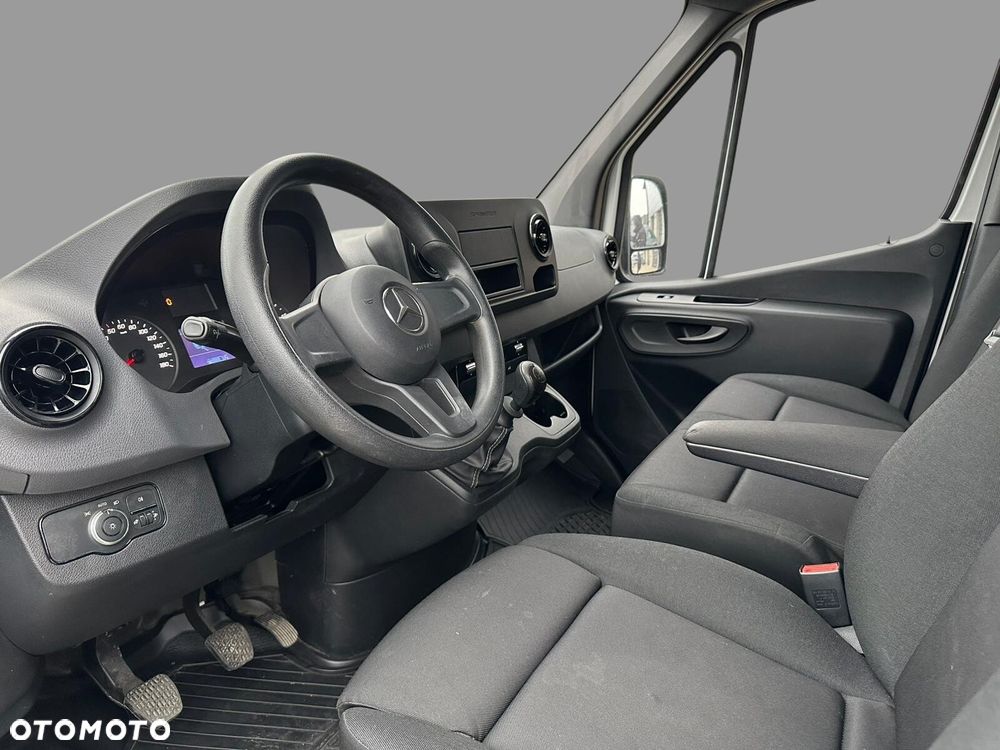 Mercedes-Benz Sprinter 315 - 9