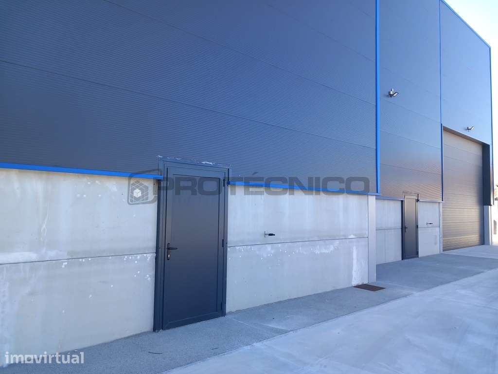 Armazém Novo | 380 m² | Cacia-Aveiro - Grande imagem: 4/5