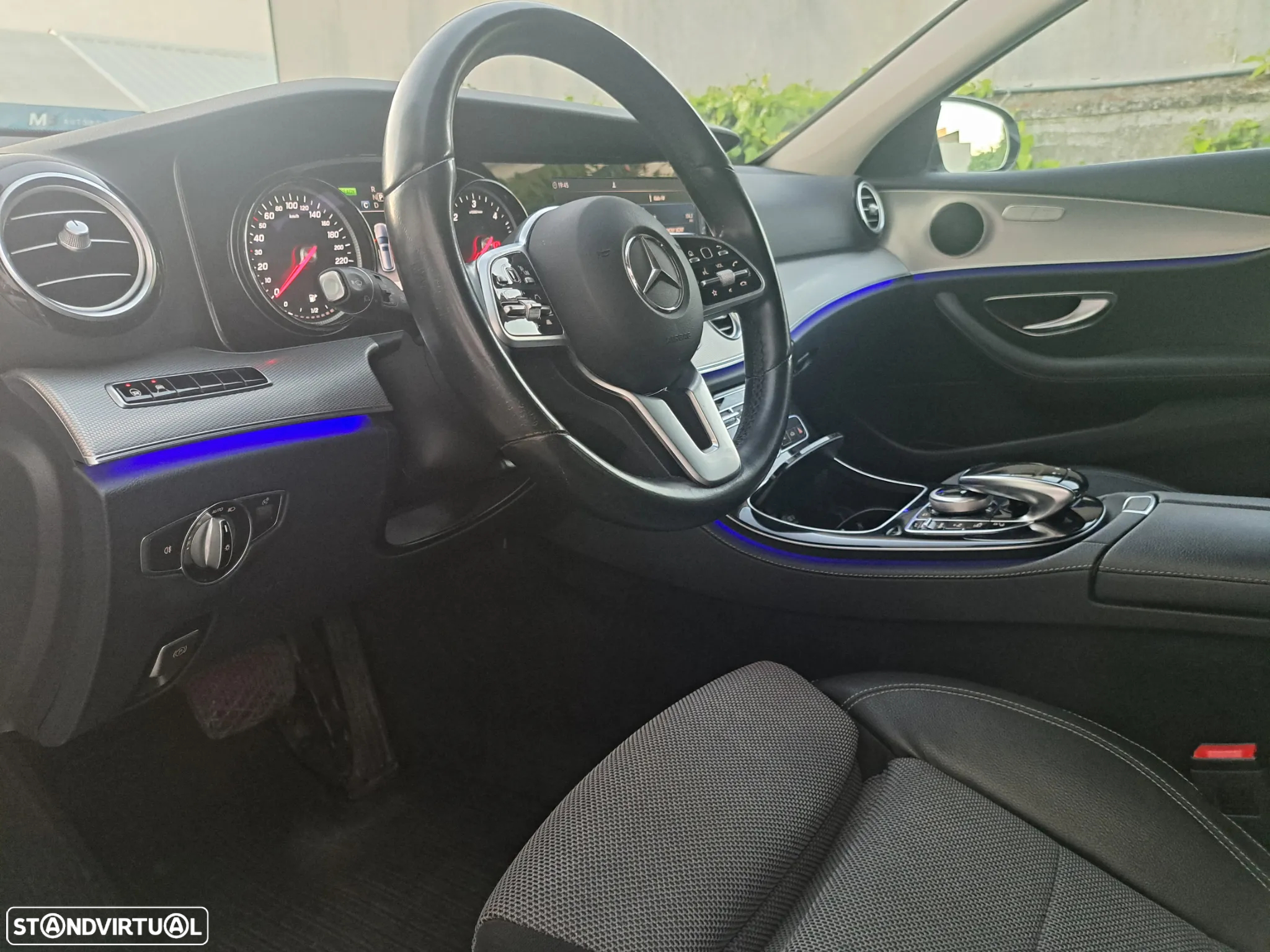 Mercedes-Benz E 300 de Avantgarde - 31