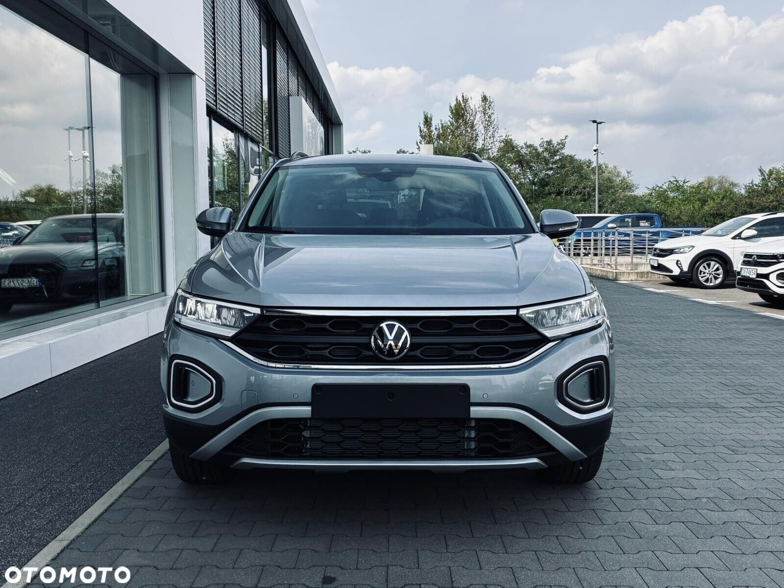 Volkswagen T-Roc - 10