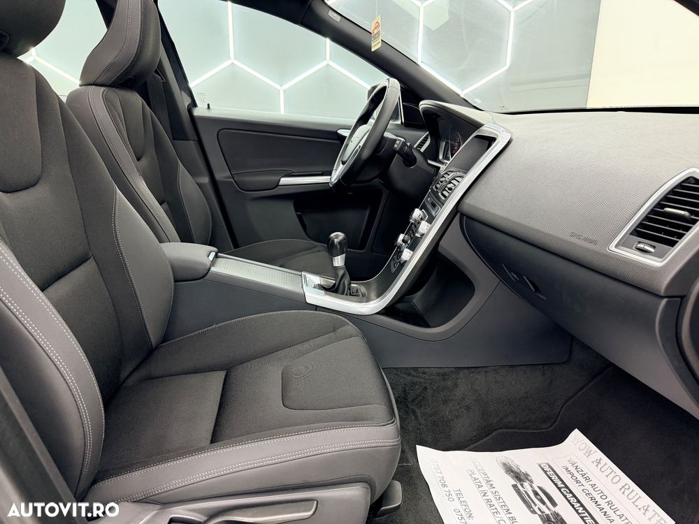 Volvo XC 60 D3 Start-Stop Kinetic - 15