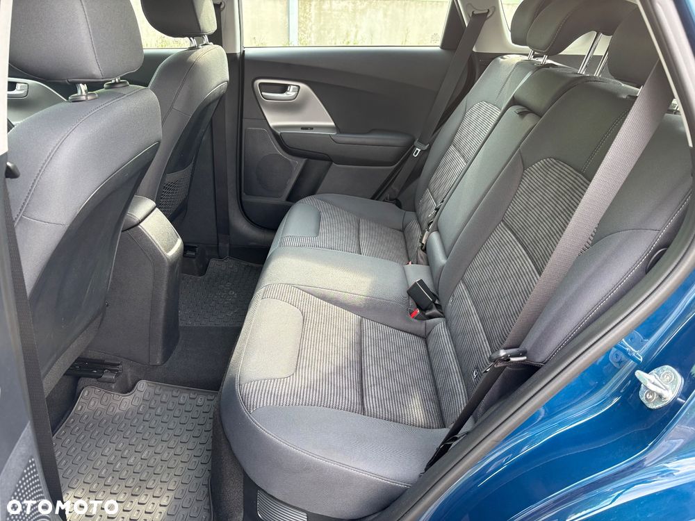 Kia Niro 1.6 GDI Hybrid M - 27