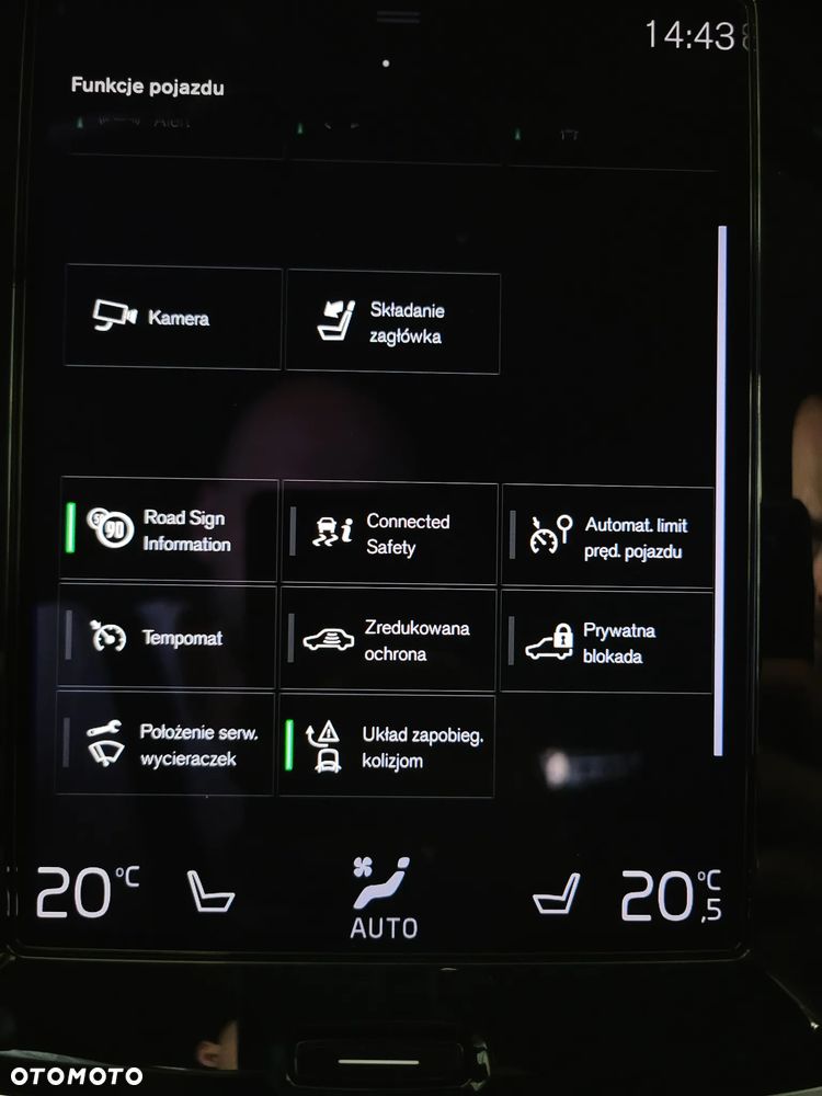 Volvo V60 B4 D Momentum - 35