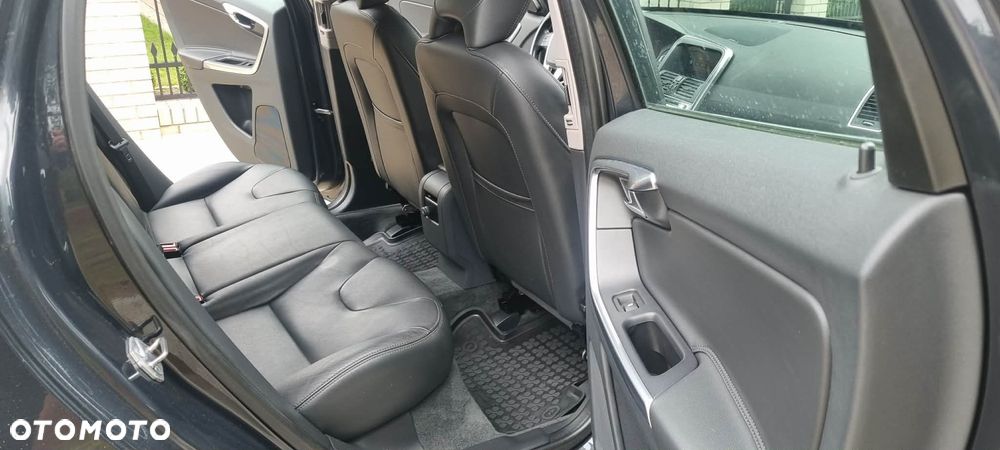 Volvo XC 60 - 13