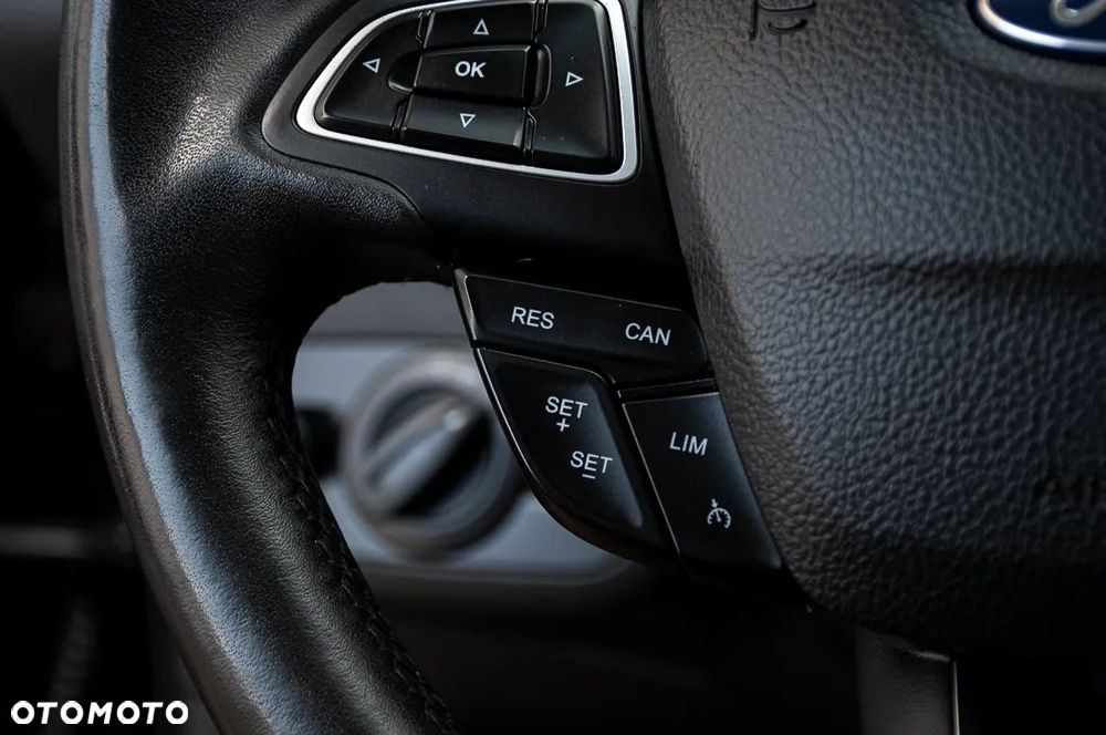 Ford Kuga 1.5 EcoBoost FWD ST-Line ASS GPF - 34