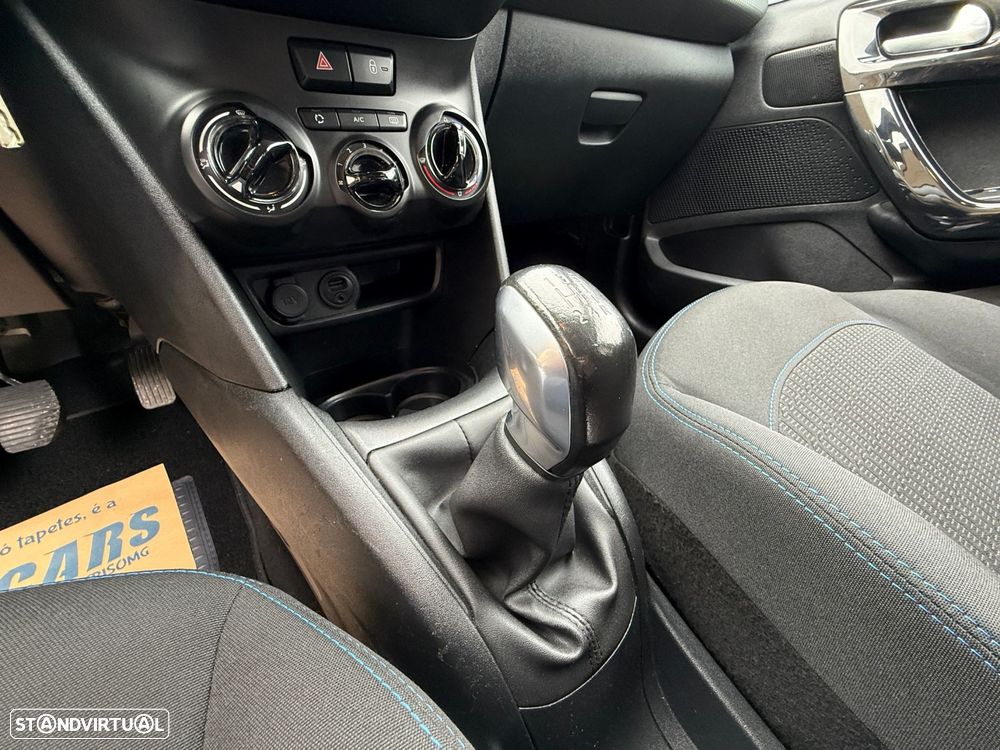 Peugeot 208 1.2 PureTech Style - 20