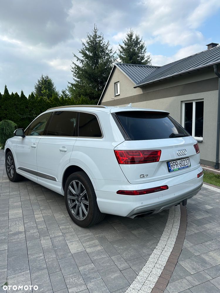 Audi Q7 - 8