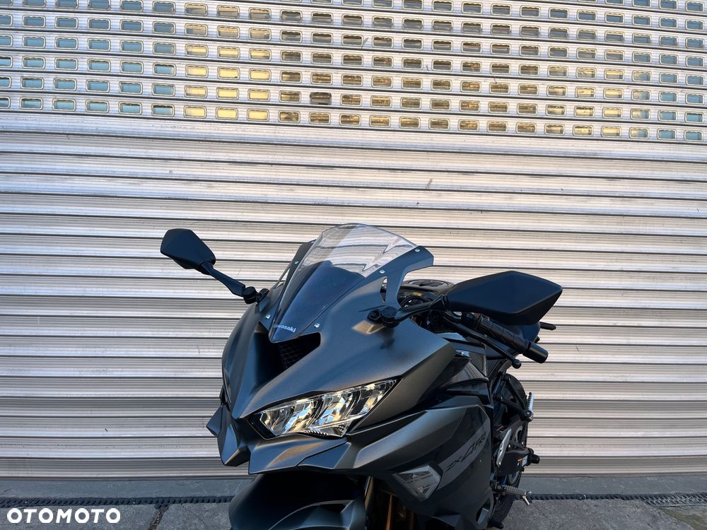 Kawasaki Ninja 400 - 27