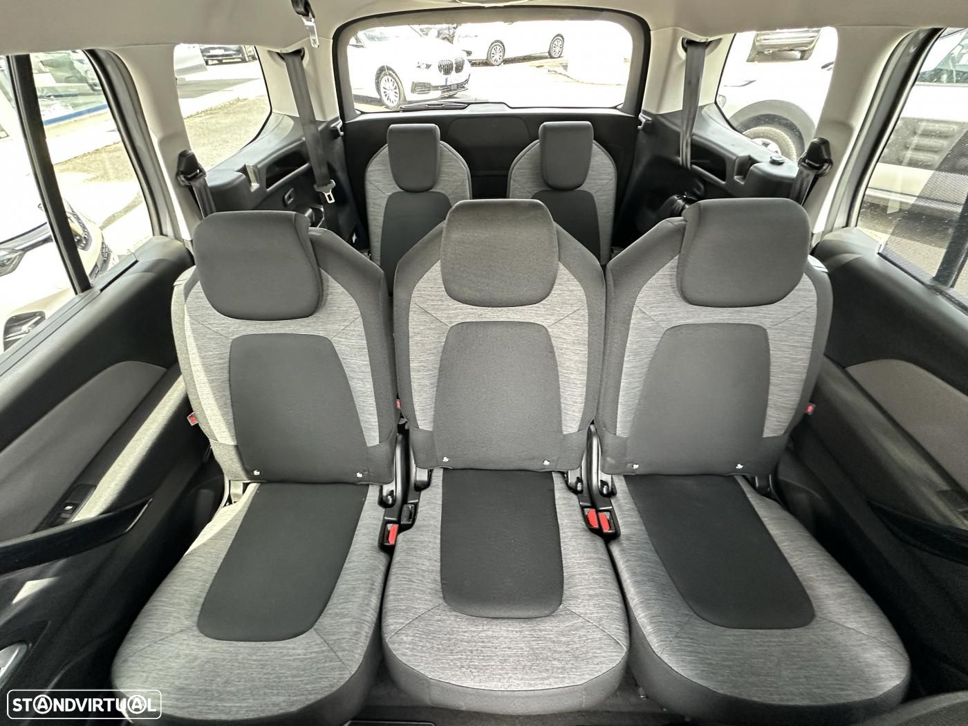 Citroën C4 Grand Picasso e-HDi 115 Exclusive - 25