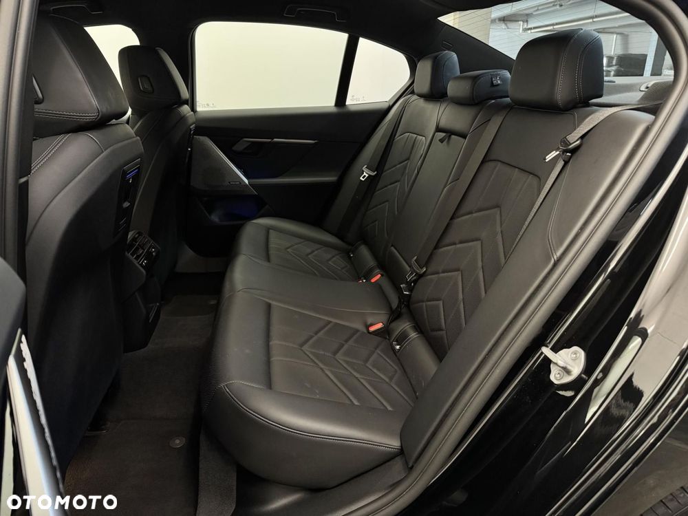 BMW Seria 5 520d mHEV M Sport - 21