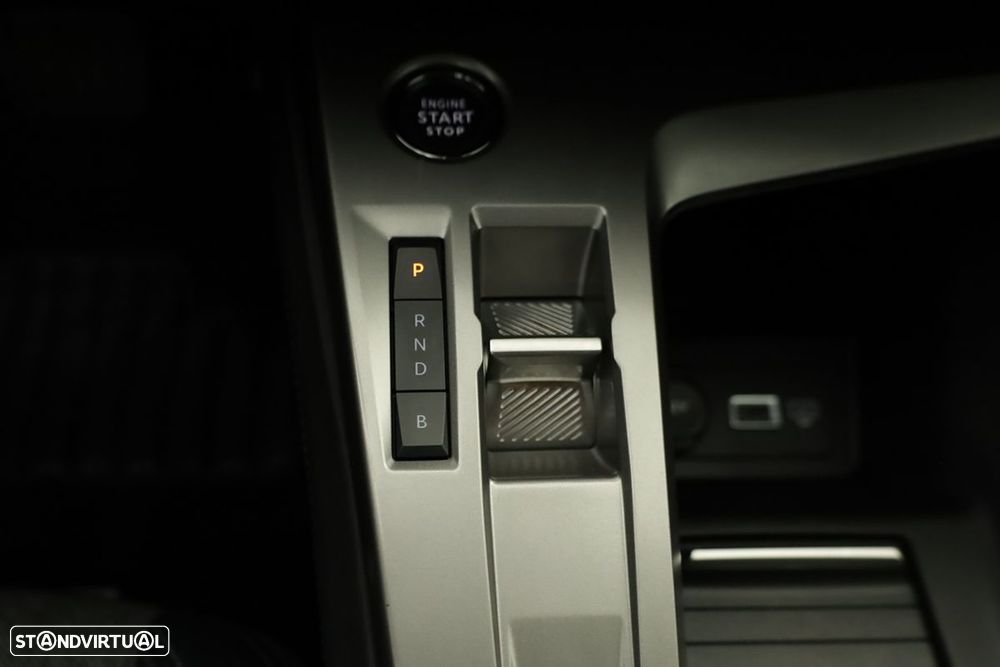 Peugeot 408 1.6 Hybrid Allure e-EAT8 - 12
