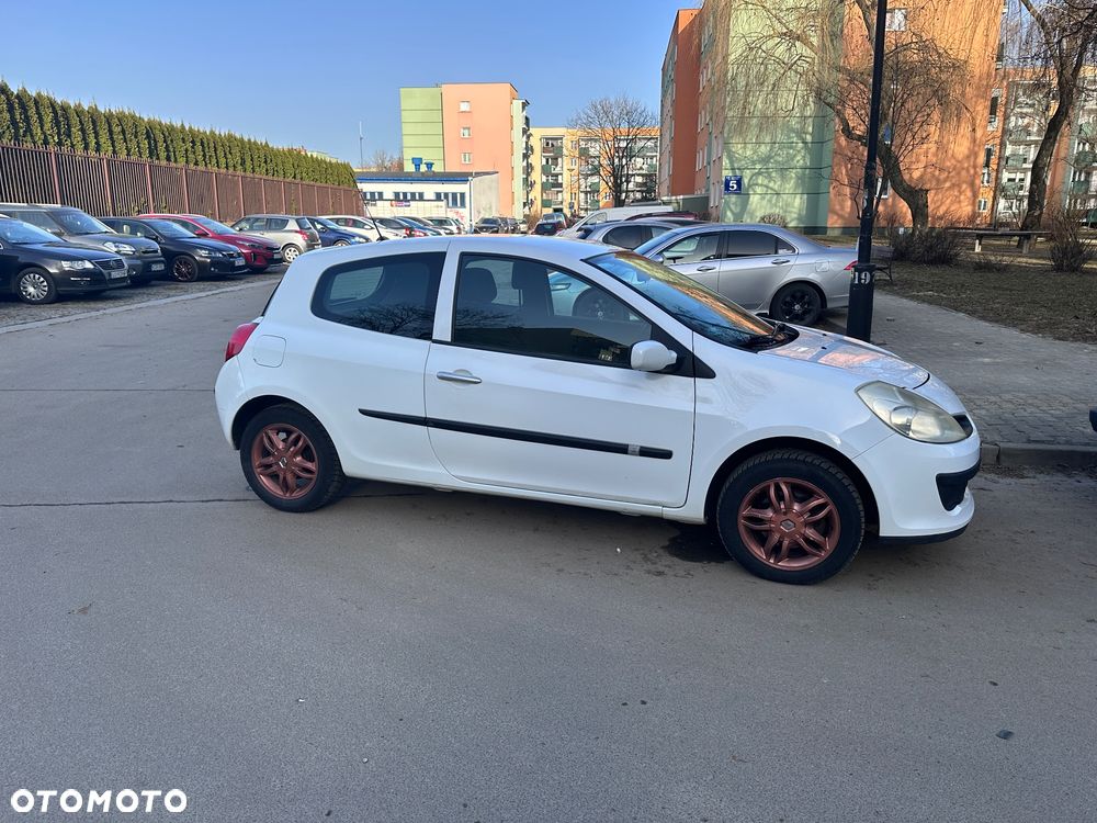 Renault Clio - 4