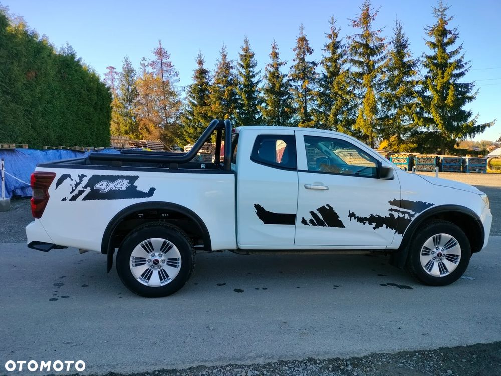 Isuzu D-Max - 8