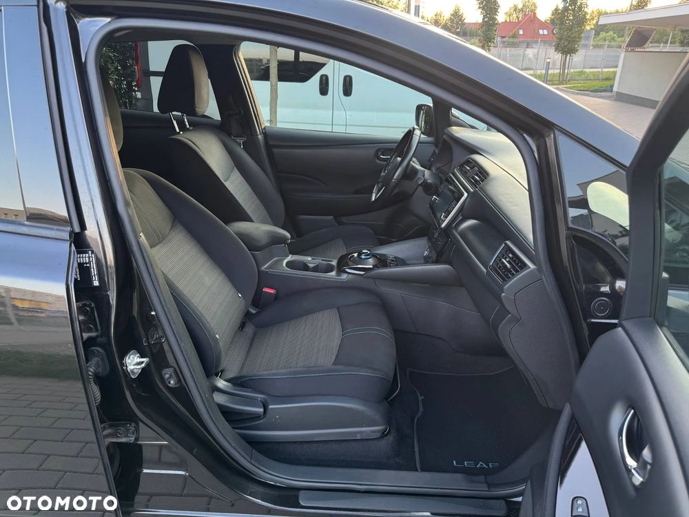 Nissan Leaf 40 kWh N-Connecta - 13
