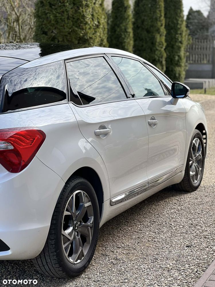 Citroën DS5 2.0 HDi SoChic - 3
