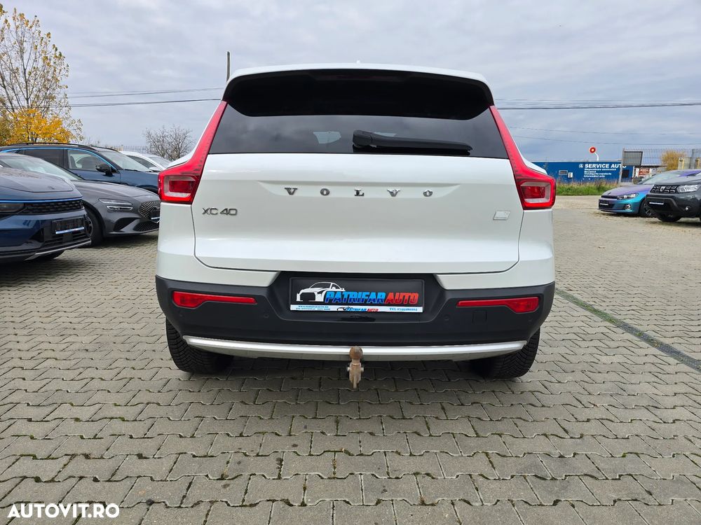 Volvo XC 40 - 4