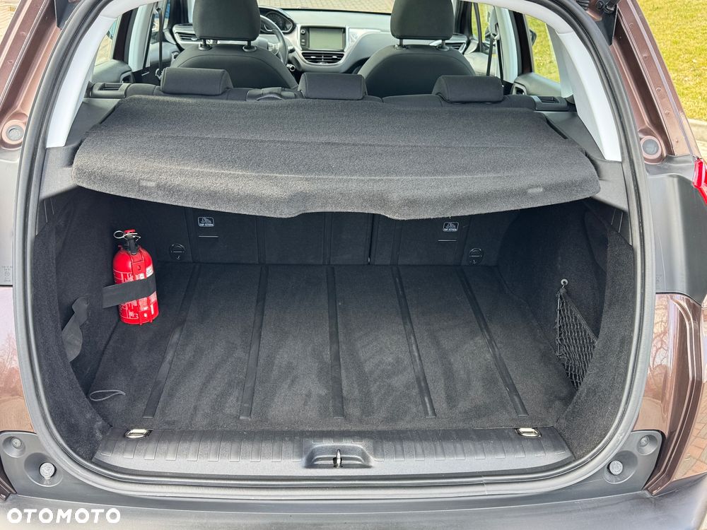 Peugeot 2008 - 19