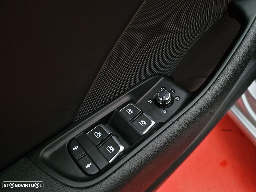 Audi A3 Sportback 1.0 TFSI Design - 8