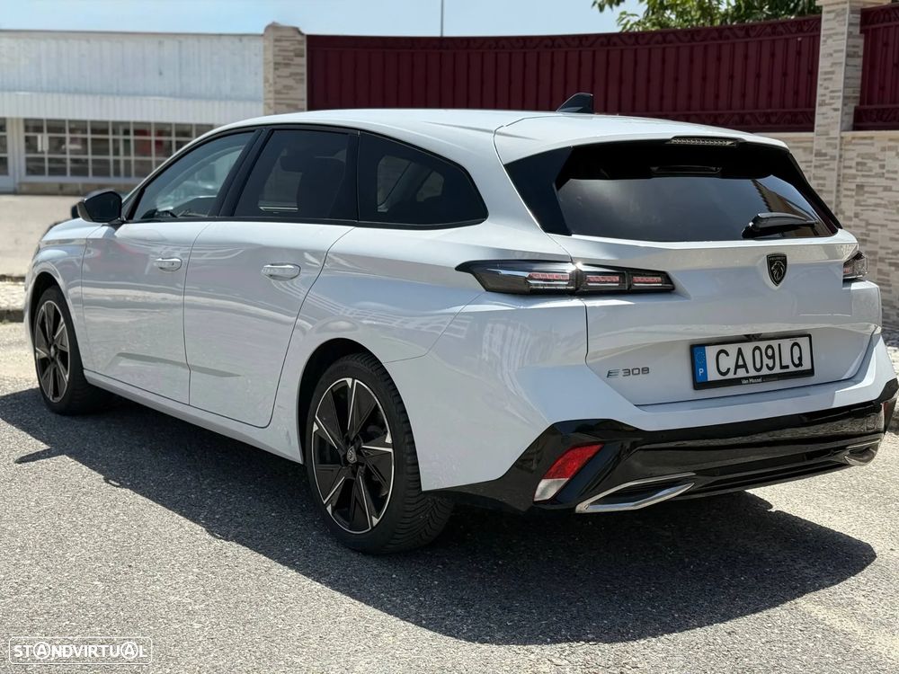 Peugeot e-308 54 kWh Allure - 9
