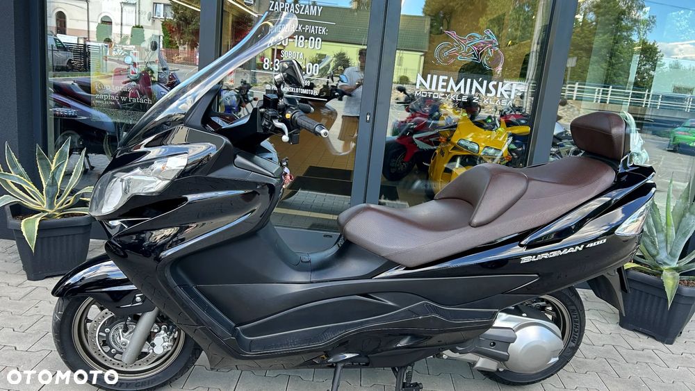 Suzuki Burgman - 4