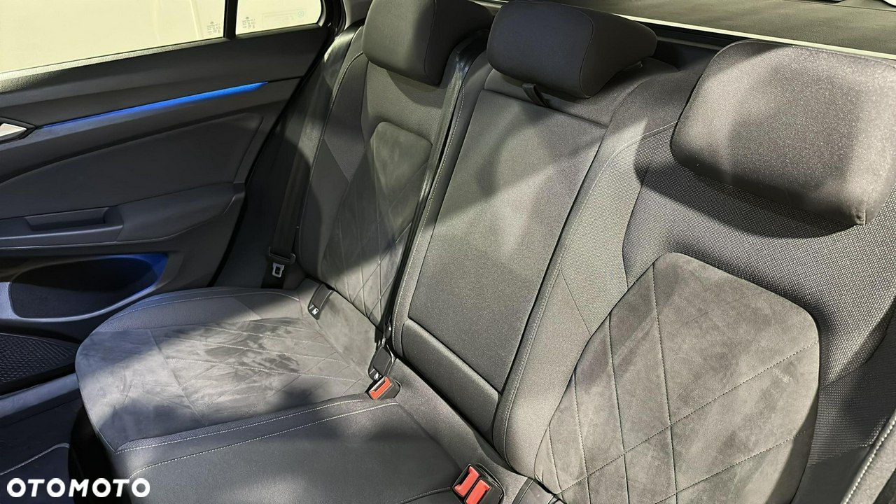 Volkswagen Golf - 15