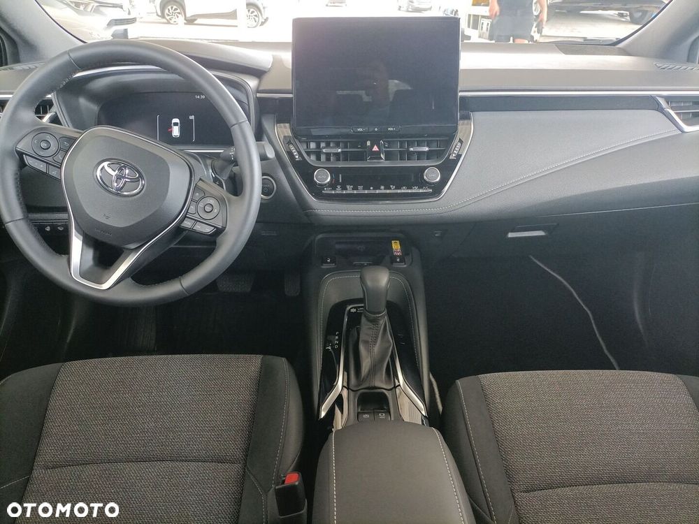 Toyota Corolla - 9