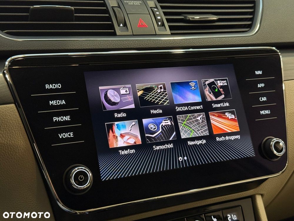 Skoda Superb 1.5 TSI ACT Style DSG - 38