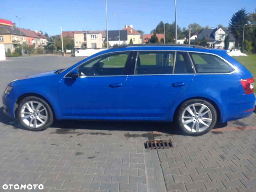 Skoda Octavia 2.0 TDI Style - 8