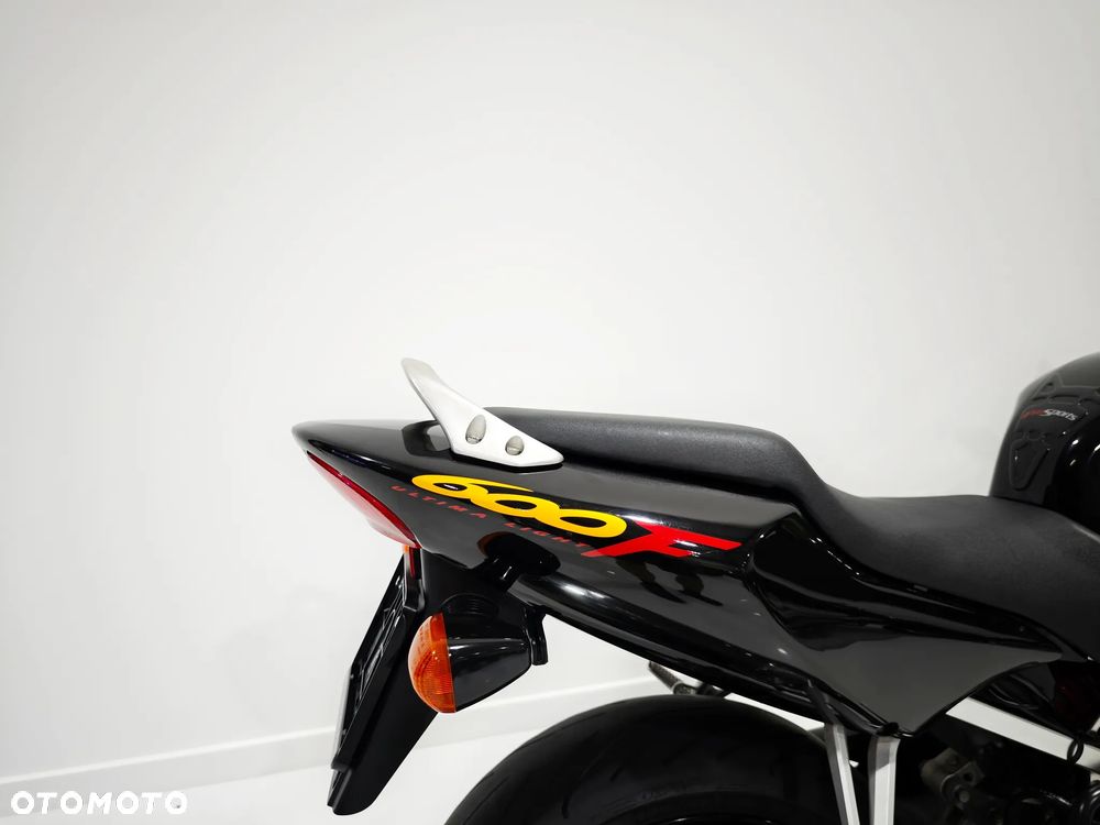 Honda CBR - 12