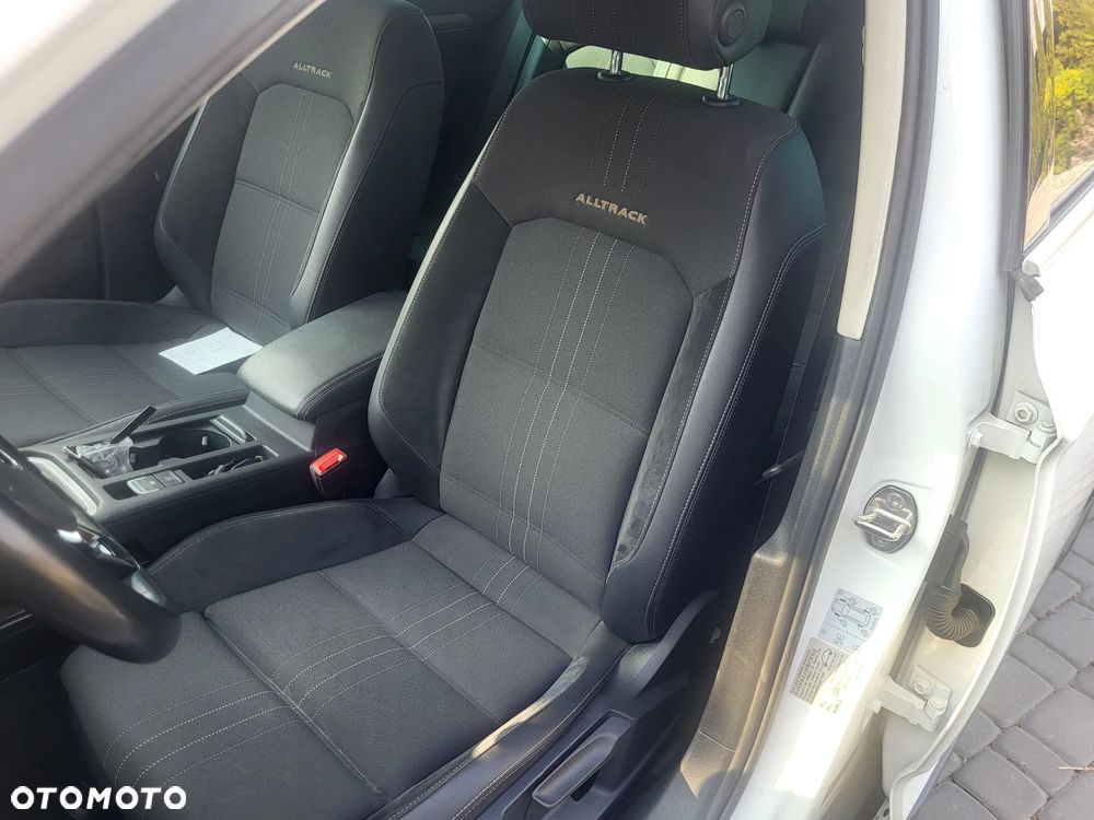 Volkswagen Passat 2.0 TDI SCR 4Mot DSG Highline - 5