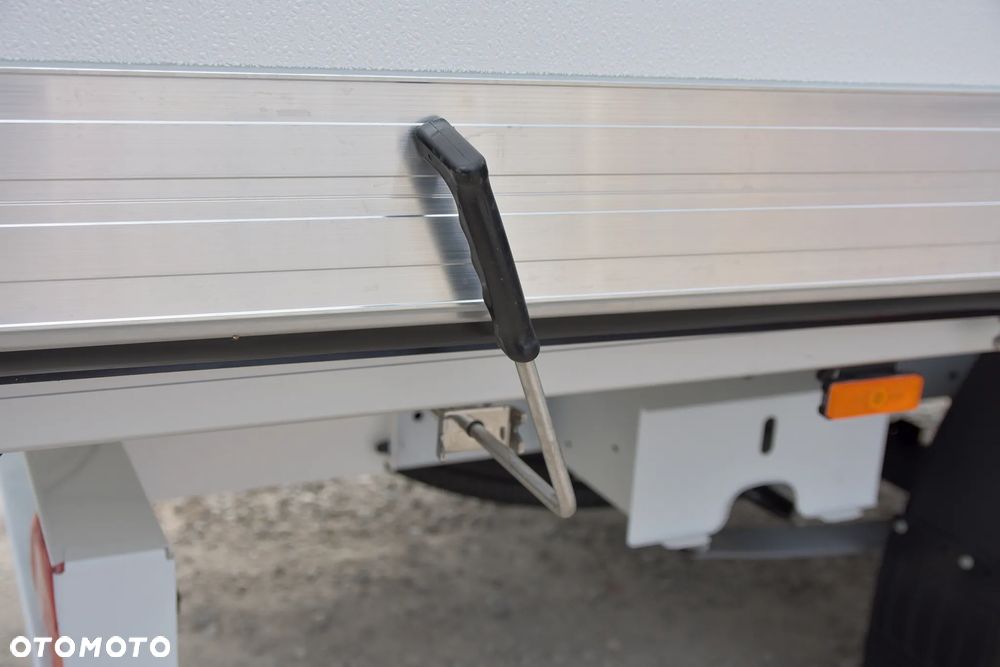 Renault Master Kontener 8EP 2.0 170KM Izoterma Chłodnia - 16