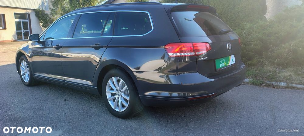 Volkswagen Passat 2.0 TDI (BlueMotion Technology) Comfortline - 10