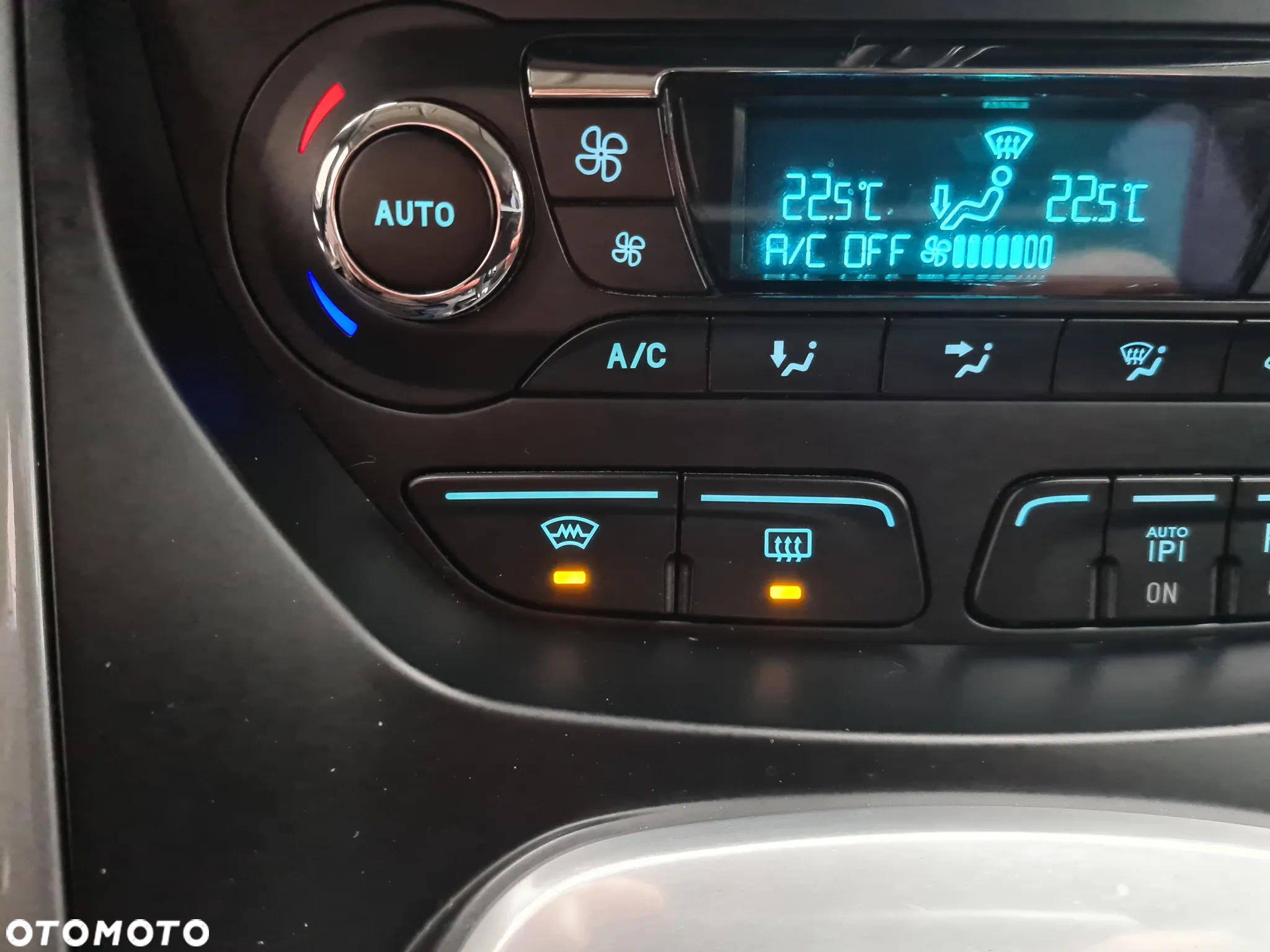 Ford Grand C-MAX 2.0 TDCi Titanium - 31